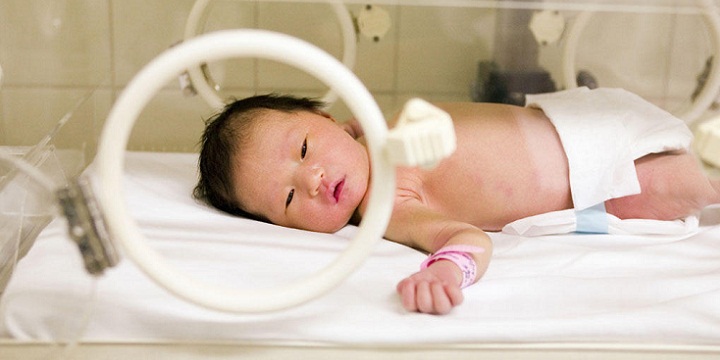 نوزادان نارس بخش مراقبت های ویژه
