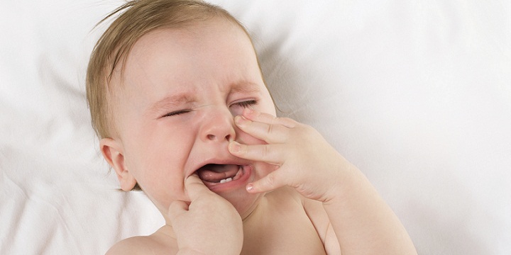 Teething Baby - رویش دندان نوزاد، روش های آرام کردن درد