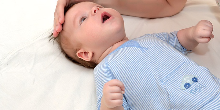 baby2 - لباس خواب نوزاد، چگونه باید باشد؟