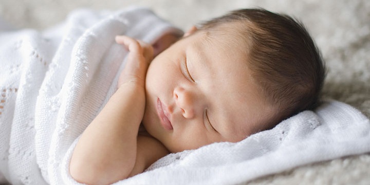 kailua newborn boy0111 - خوابیدن نوزاد، چند ساعت در روز؟