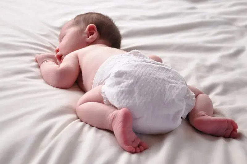 الگوی خواب نوزاد تازه متولد شده