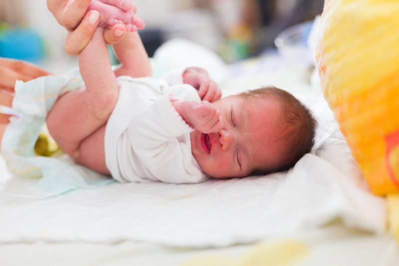 مکونیوم: اولین مدفوع نوزاد تازه متولد شده